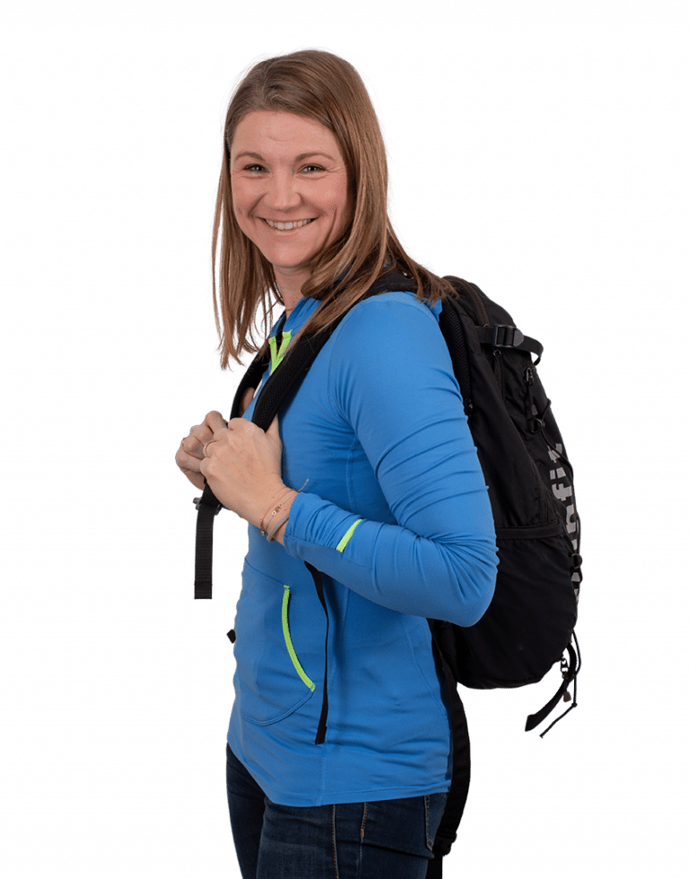 Anna mit Rucksack